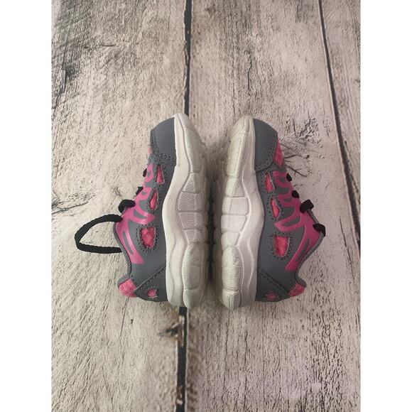 UNDER ARMOUR Girl’s Pink/Gray Sneakers / Size: 3 - Picture 4 of 8